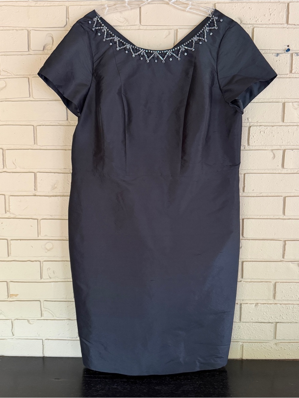 Talbots 100% silk Black Rhinestone Beaded Sheath Dress Size 20 Classic Cocktail